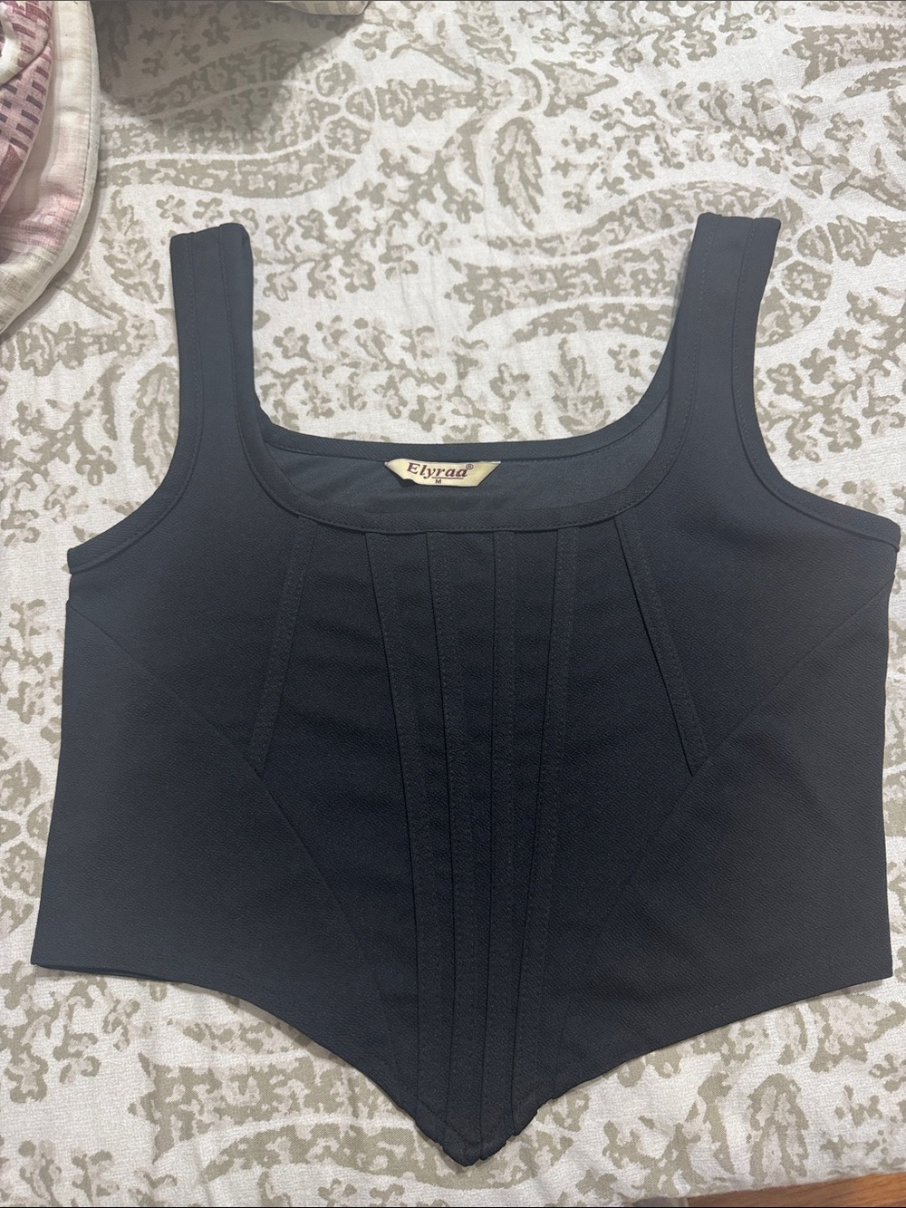 Black Structured Tank Top - Picture 4 of 4
